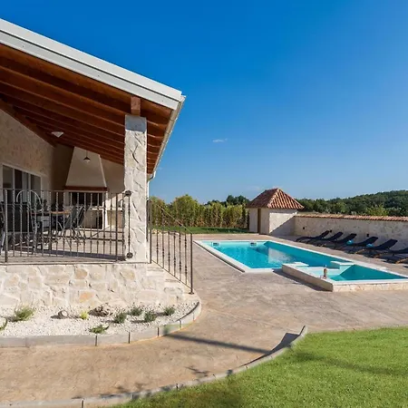 Diana Casa de Férias *